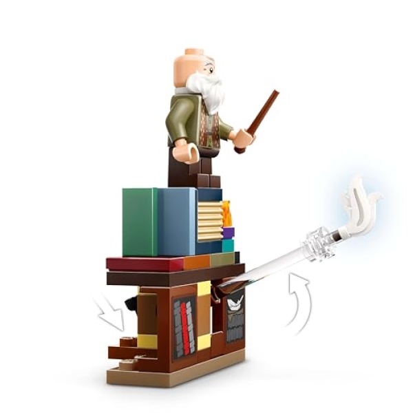LEGO Harry Potter Hogwarts Castle: Charms Class Set 76442 - Image 4