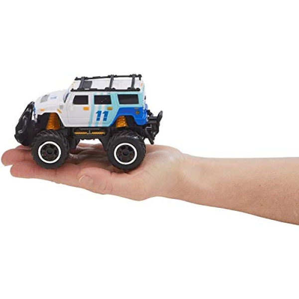 Revell Control 1:43 RC Car Line Backer - Image 2