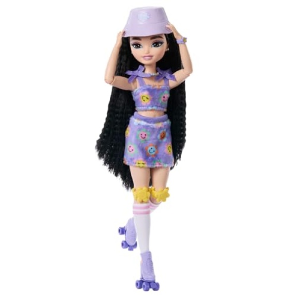 Dream Besties Barbie Renee Roller Skating Fashion Doll - Image 2