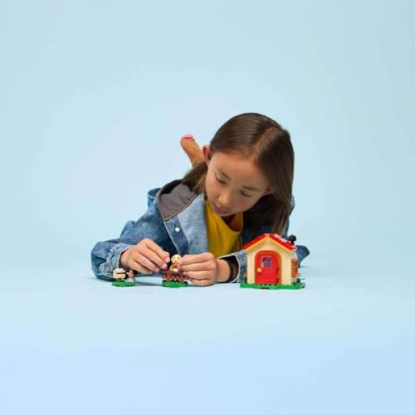 LEGO Animal Crossing Goldie's Cosy House Building Set 77058