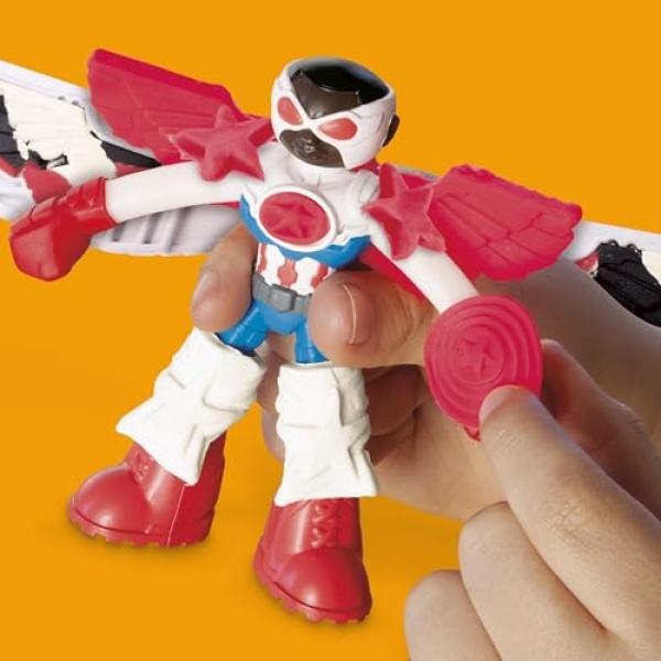 Play-Doh Marvel Captain America Moto-Slicer with 3 Tubs - Image 8