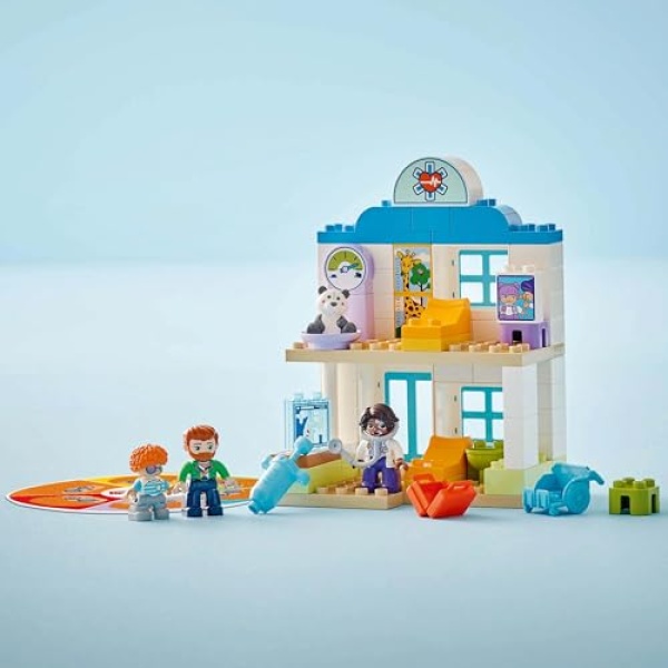 LEGO DUPLO First Time: Visit to the Doctor Toy Playset 10449 - Image 5