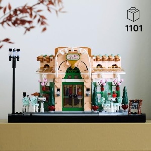 LEGO Icons French Caf? Home Decor Set for Adults 10362