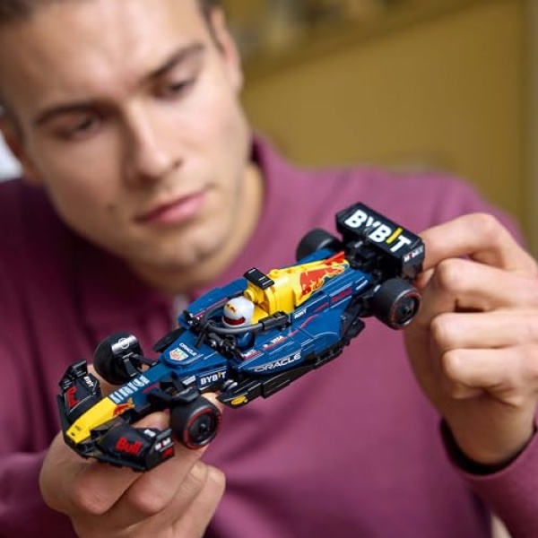 LEGO Speed Champions Red Bull Racing RB20 F1 Race Car 77243 - Image 3