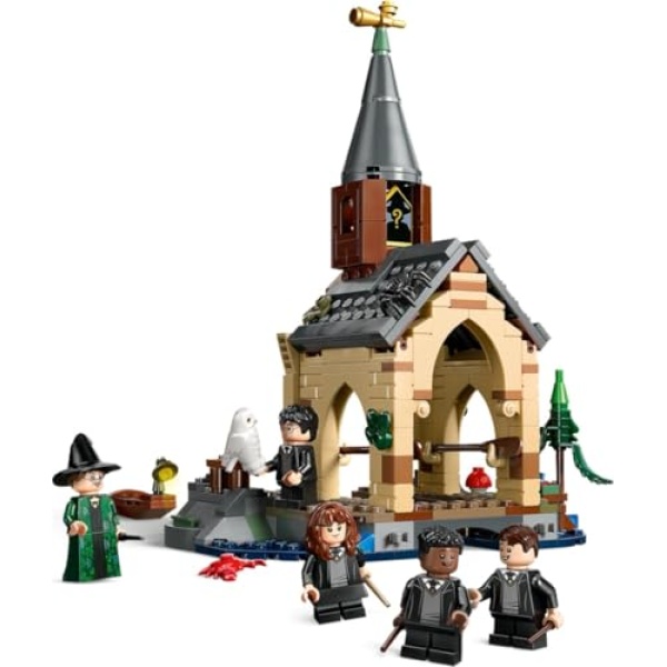 LEGO Harry Potter Hogwarts Castle Boathouse Toy Set 76426 - Image 3