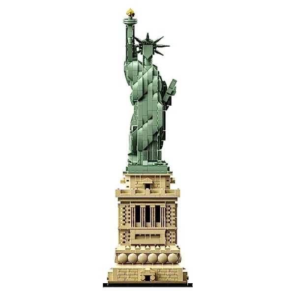 LEGO Architecture Statue of Liberty Model Building Set 21042 - Image 6