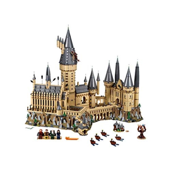 LEGO Harry Potter Hogwarts Castle Toy 71043 - Image 3