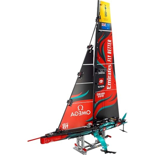 LEGO Technic Emirates Team New Zealand AC75 Yacht Set 42174 - Image 3