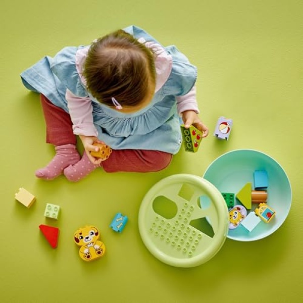 LEGO DUPLO My First Shape Sorter: Puppy House Toy Set 10441 - Image 3