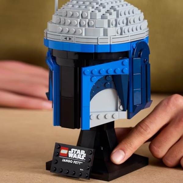 LEGO Star Wars Jango Fett Helmet Set for Adults 75408 - Image 2