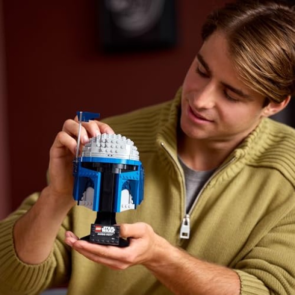 LEGO Star Wars Jango Fett Helmet Set for Adults 75408 - Image 6