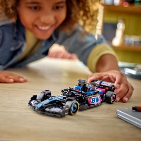 LEGO Speed Champions BWT Alpine F1 Team A524 Race Car 77248 - Image 3