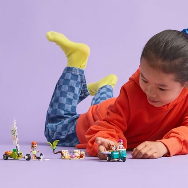 LEGO Friends Surfing Dogs and Scooter Adventure Set 42641 - Image 5