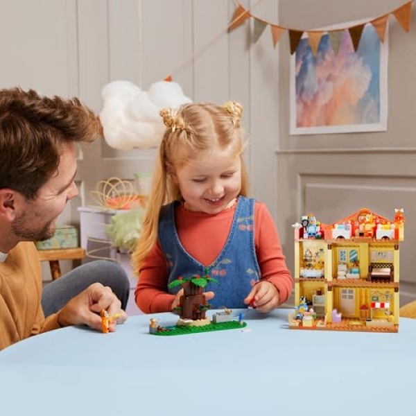 LEGO Bluey: Bluey's Family House Toy for Kids aged 4+ 11203 - Image 6