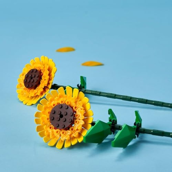 LEGO Creator Sunflowers Flower Decoration Set 40524 - Image 2