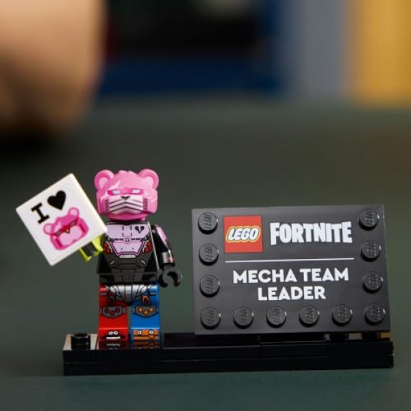 LEGO Fortnite Mecha Team Leader Model Kit for Adults 77078 - Image 4