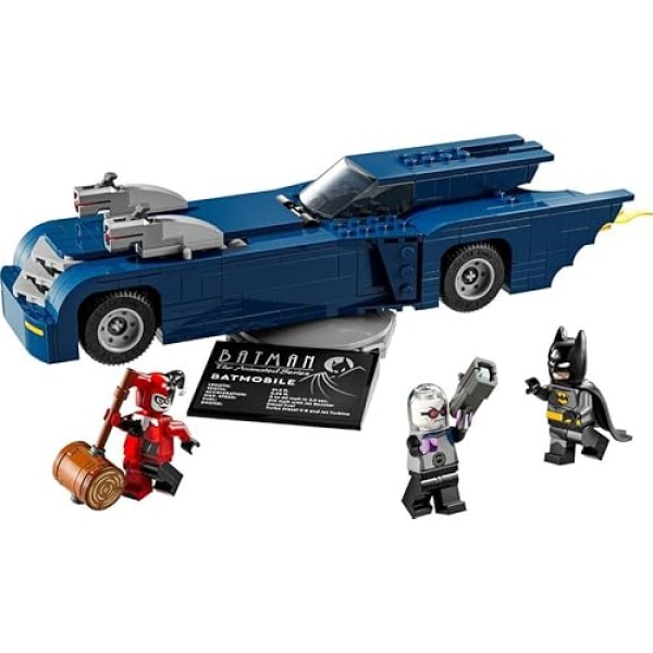 LEGO DC Batman & Batmobile vs Harley Quinn & Mr Freeze 76274 - Image 3