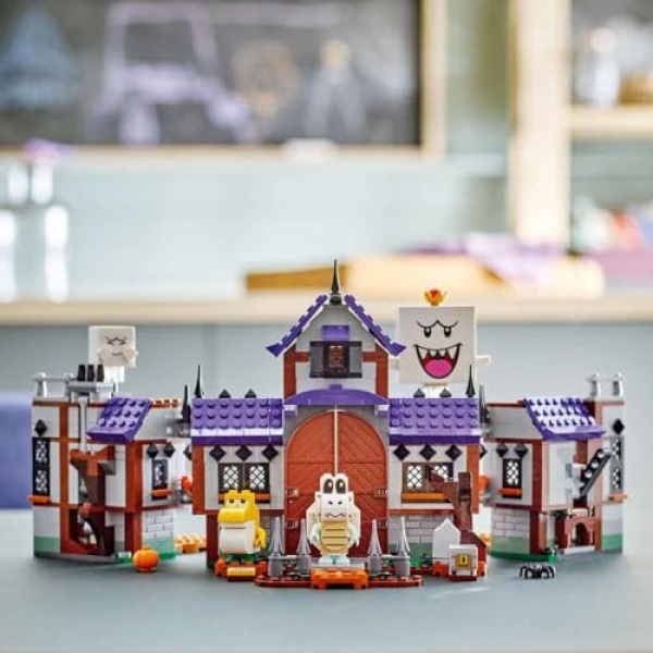 LEGO Super Mario King Boo's Haunted Mansion Set 71436