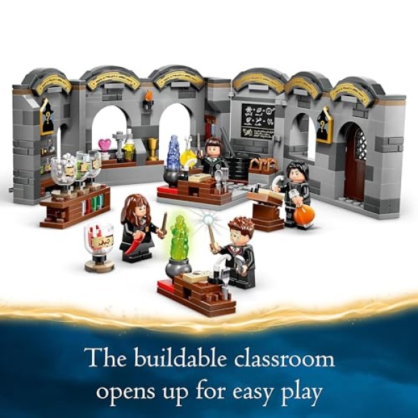LEGO Harry Potter Hogwarts Castle: Potions Class Set 76431 - Image 2