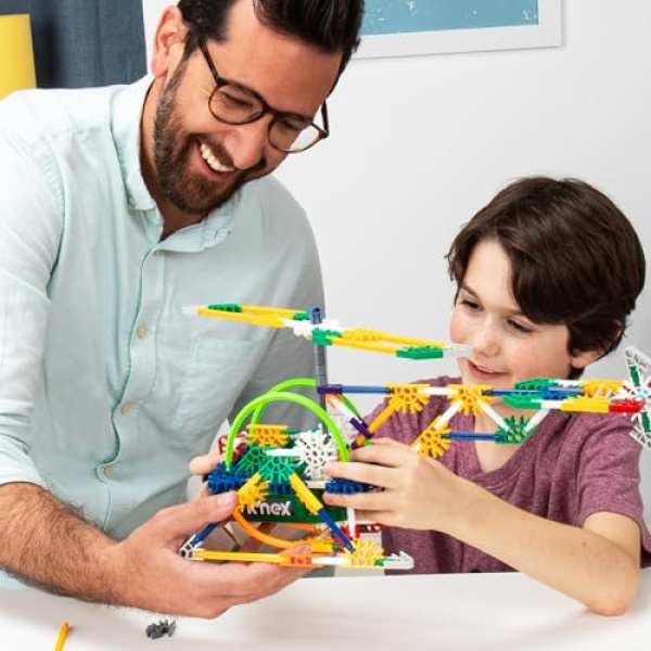 K'nex Classics Power & Play Motorized 50 Model Building Set - Image 4