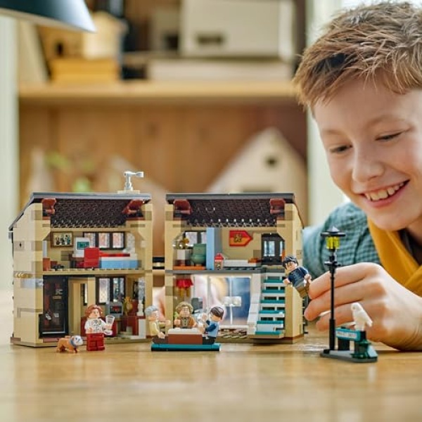 LEGO Harry Potter Privet Drive: Aunt Marge's Visit Set 76451 - Image 5