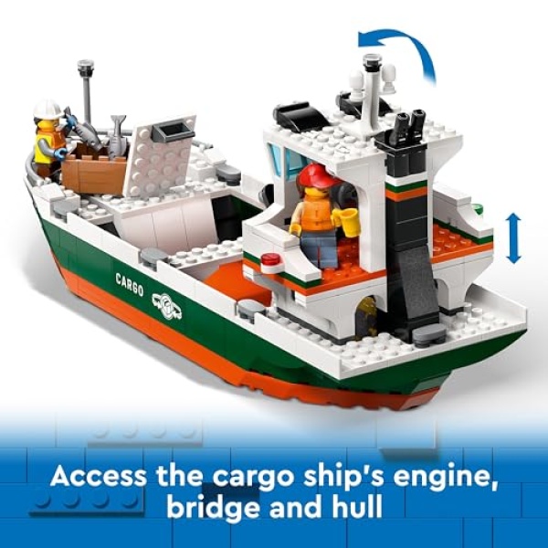 LEGO City Seaside Harbour with Cargo Ship Building Toy 60422 - Image 2