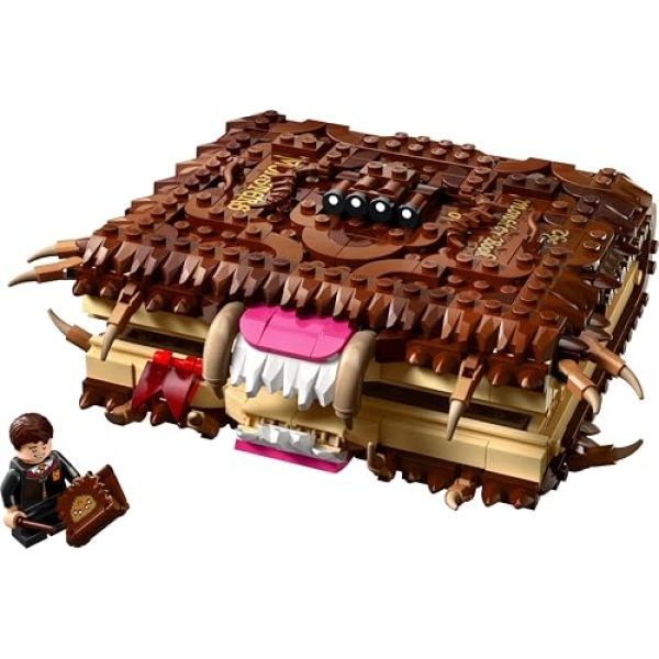LEGO Harry Potter Chomping Monster Book of Monsters 76449 - Image 3