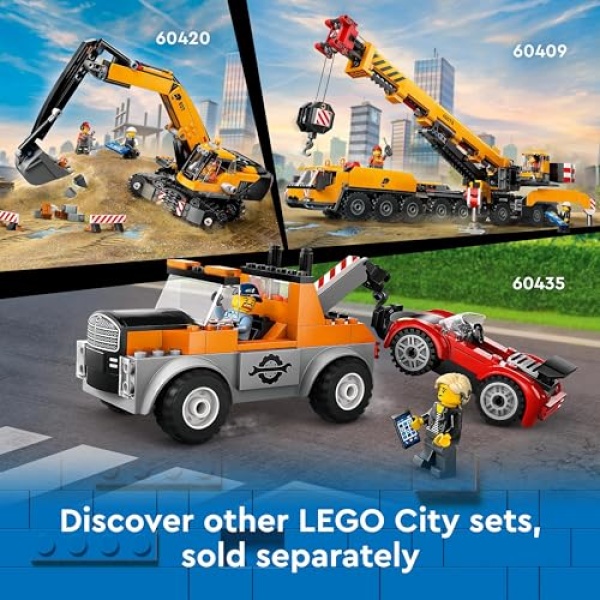 LEGO City Seaside Harbour with Cargo Ship Building Toy 60422 - Image 5