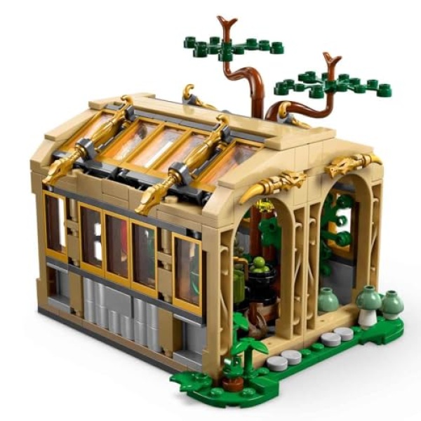 LEGO Harry Potter Hogwarts Castle: Herbology Class Toy 76445 - Image 3