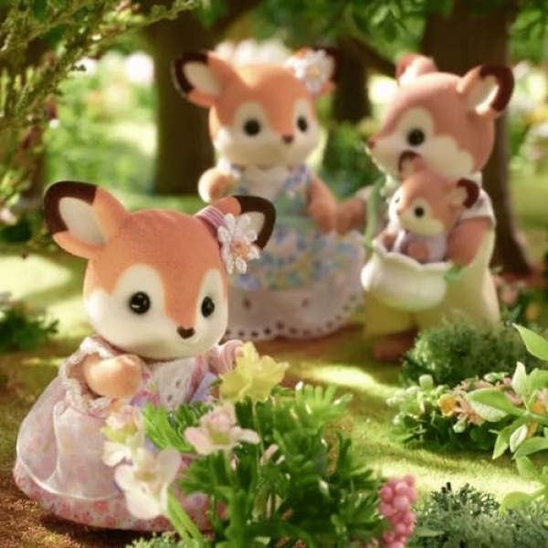 Sylvanian Families Deer Family Playset - Image 6