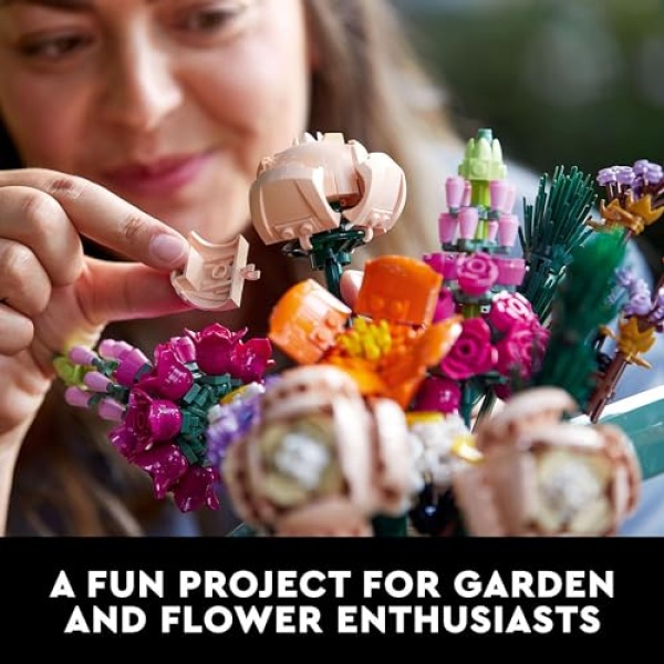 LEGO Creator Expert Flower Bouquet Set for Adults 10280 - Image 4