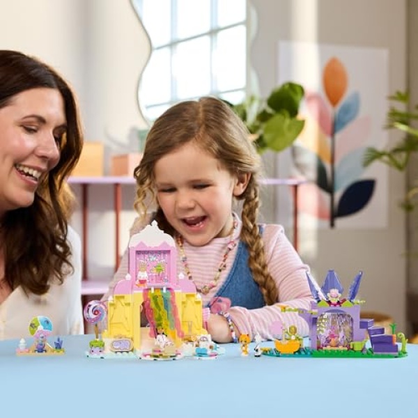 LEGO Gabby's Dollhouse Treat Mountain & Kitty Garden 11205 - Image 5