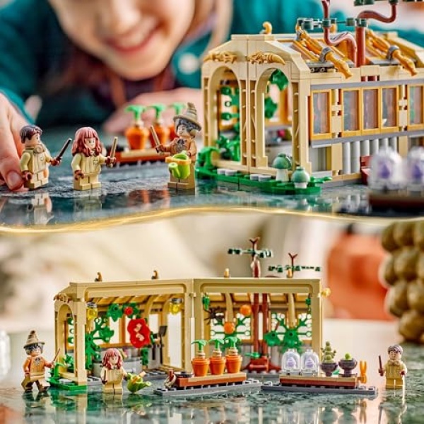 LEGO Harry Potter Hogwarts Castle: Herbology Class Toy 76445 - Image 5