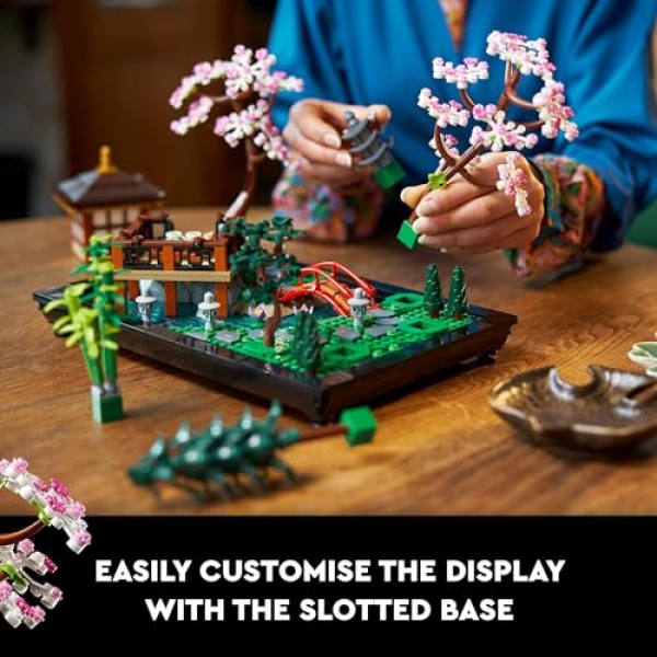 LEGO Icons Tranquil Garden Botanical Set with Flowers 10315 - Image 3