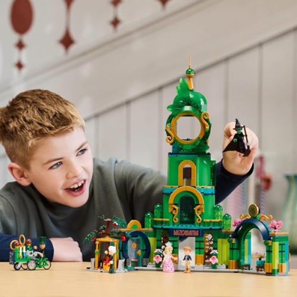 LEGO Wicked Welcome to Emerald City Building Toy Set 75684 - Image 5