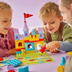 LEGO DUPLO Hopsy's Castle Game Toy with Animal Figures 10450