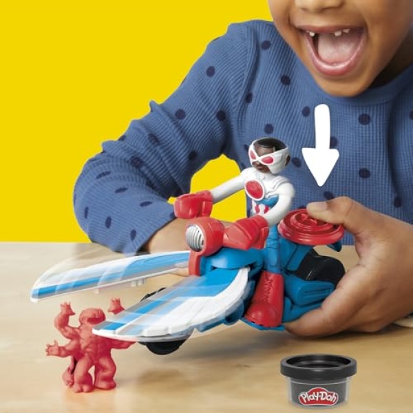 Play-Doh Marvel Captain America Moto-Slicer with 3 Tubs - Image 4