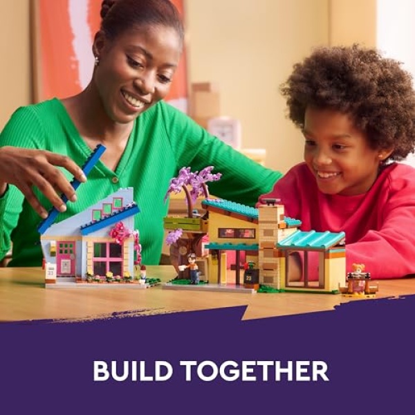 LEGO Friends Olly and Paisley's Family Houses Toy Set 42620 - Image 2