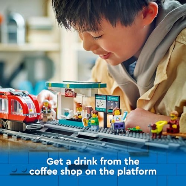LEGO City Downtown Tram and Station Toy Set 60423 - Image 4