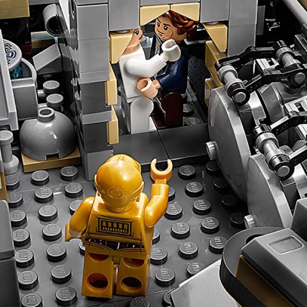 LEGO Star Wars Millennium Falcon Collector Series Set 75192 - Image 4