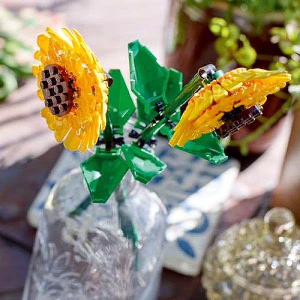 LEGO Creator Sunflowers Flower Decoration Set 40524 - Image 4