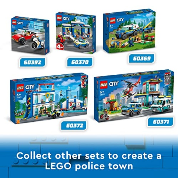 LEGO City Mobile Police Dog Training Set with Toy Car 60369 - Image 7