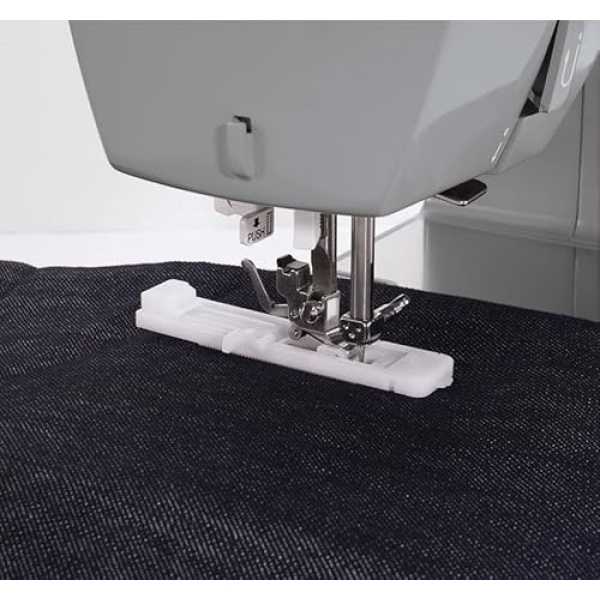 Singer Heavy Duty 6335M Sewing Machine - Image 2