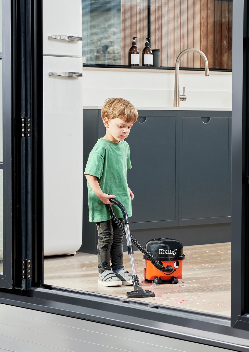 Little Henry Children's Toy Vacuum Cleaner